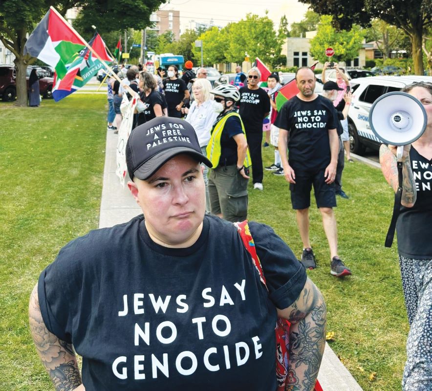 Members of the Jews Say No to Genocide coalition arrive at a 2024 event described as a discussion against antisemitism and hate at the Pride of Israel Synagogue, where they were denied entry and police dragged several members away from the building. Photo: Lauren Moses Brettler